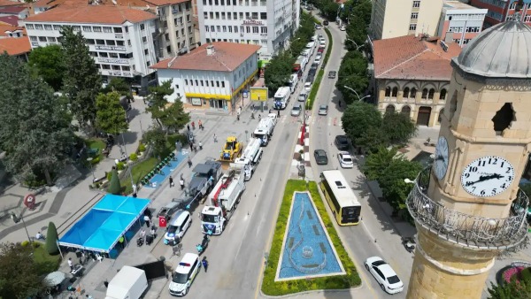 Çorum Belediyesi 83 Milyonluk Yatırımla 13 Yeni Araç ve İş Makinesini Hizmete Aldı