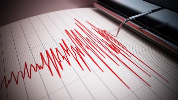 Papua Yeni Gine açıklarını 6,4 büyüklüğünde deprem salladı