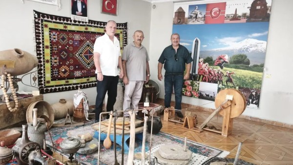1.600 kilometrelik vefa yolculuğu Karakoyunlu Ata Ocağı'nda anlam kazandı