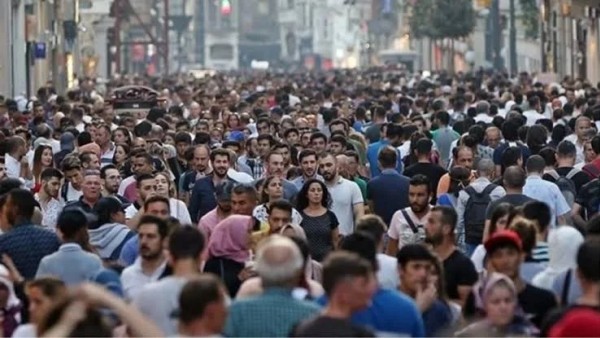 TÜİK açıkladı: Geçen yıl 2,4 milyondan fazla kişi başka bir ile taşındı