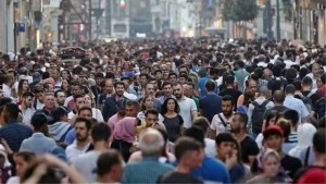 TÜİK açıkladı: Geçen yıl 2,4 milyondan fazla kişi başka bir ile taşındı